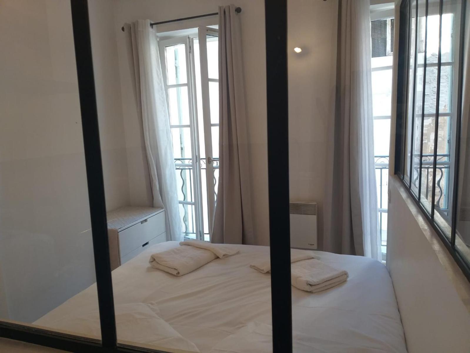 Apartamento Beau Loft Au Coeur De Tolón Exterior foto